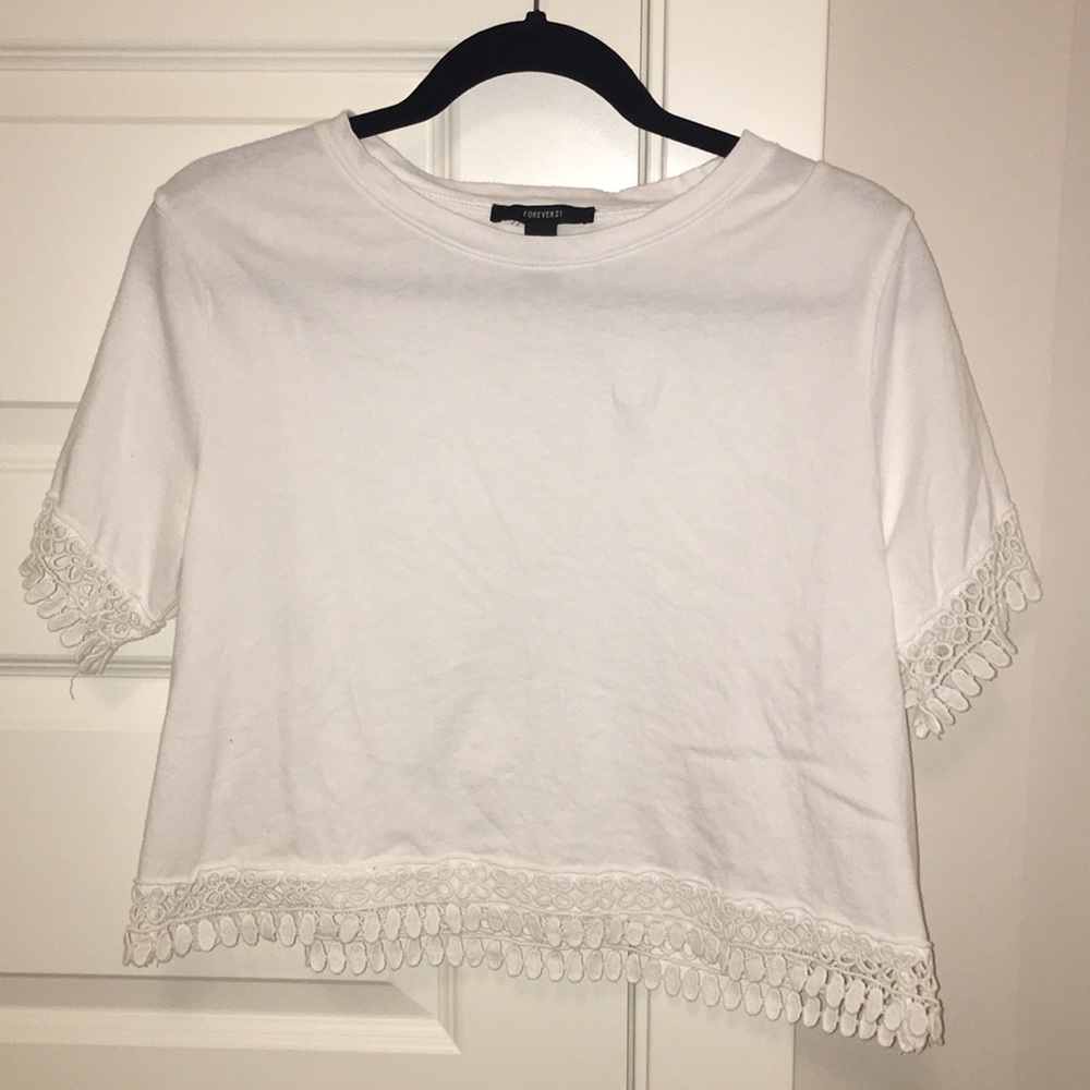 Forever 21 White Detailed Tee